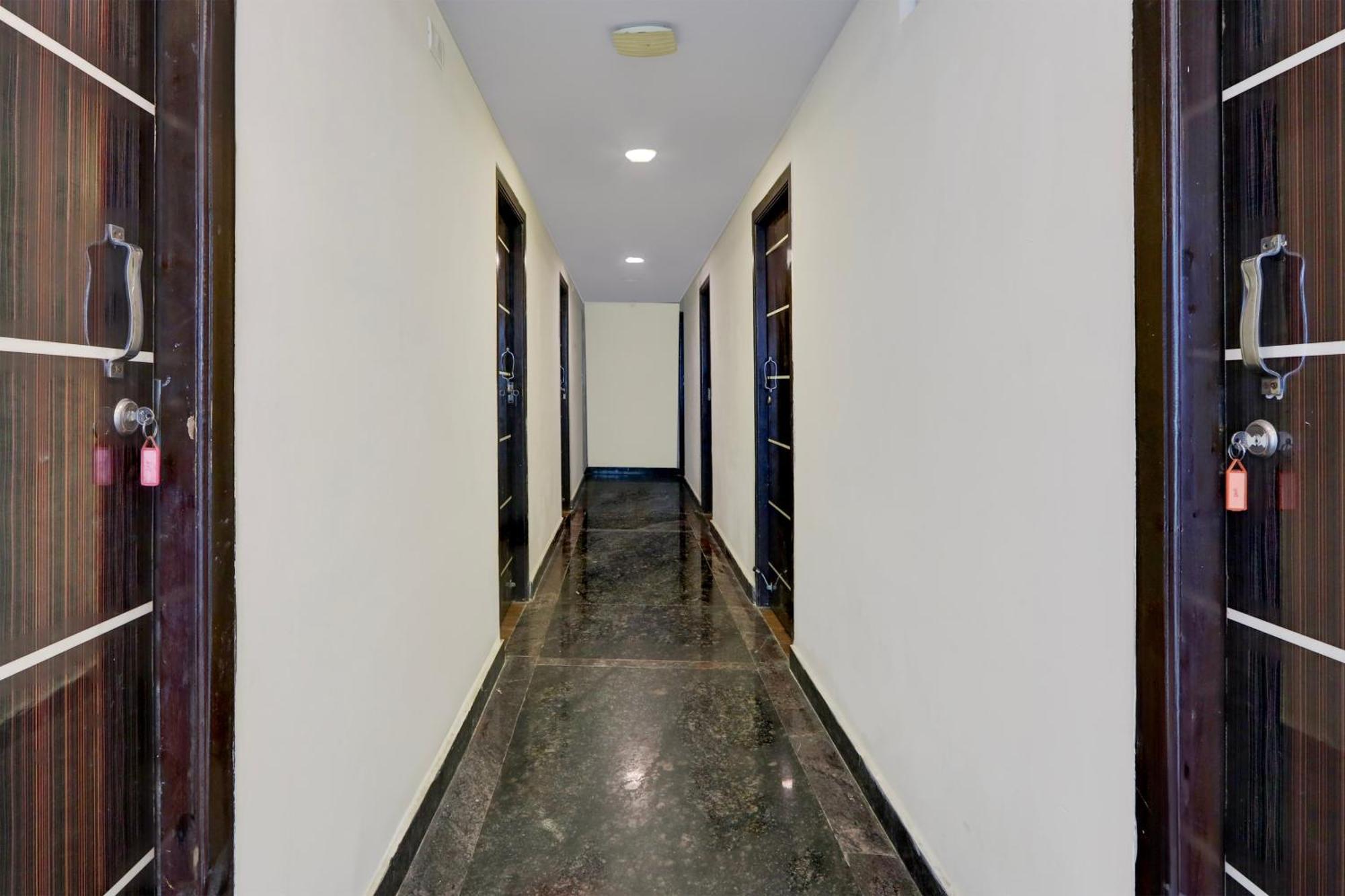 Super Hotel O Boduppal Upal Екстериор снимка